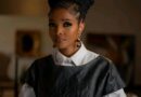 USimphiwe Dana Uchaza Isizathu Sokukhetha Ukuba Lesbiyan