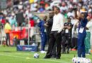 Ouaddou Uqhumisa Abaqophisi, Adumise Abalandeli Beqiniso nje